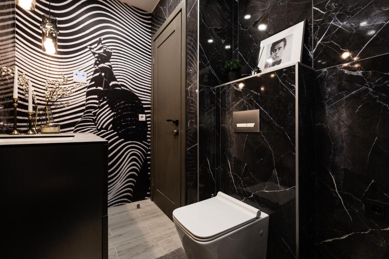 Brand New James Bond City Center Wilno Zewnętrze zdjęcie