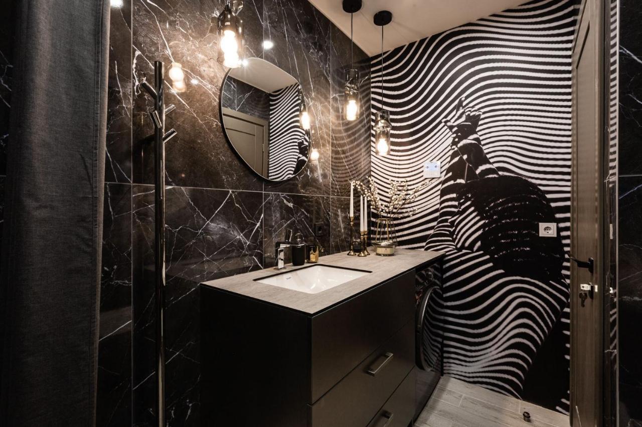 Brand New James Bond City Center Wilno Zewnętrze zdjęcie